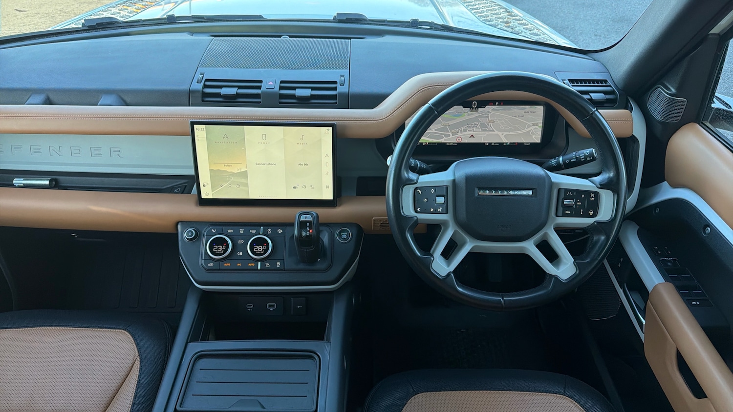 Used Land Rover Defender 2023 for sale - 78028478: Photo 14