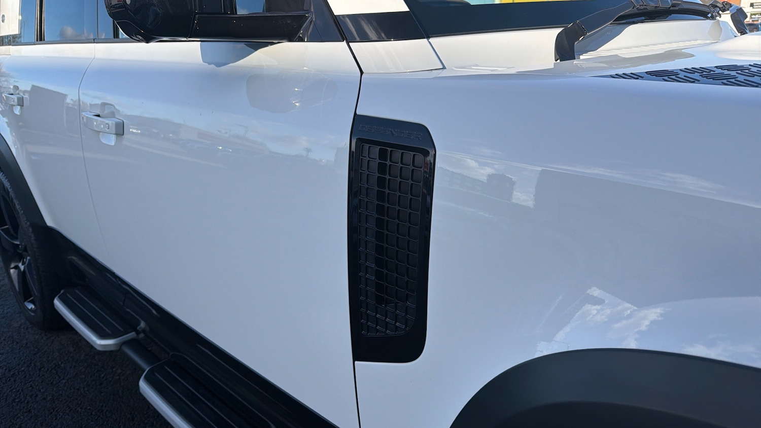 Used Land Rover Defender 2023 for sale - 78028478: Photo 20