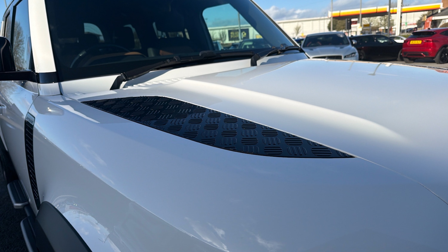 Used Land Rover Defender 2023 for sale - 78028478: Photo 23