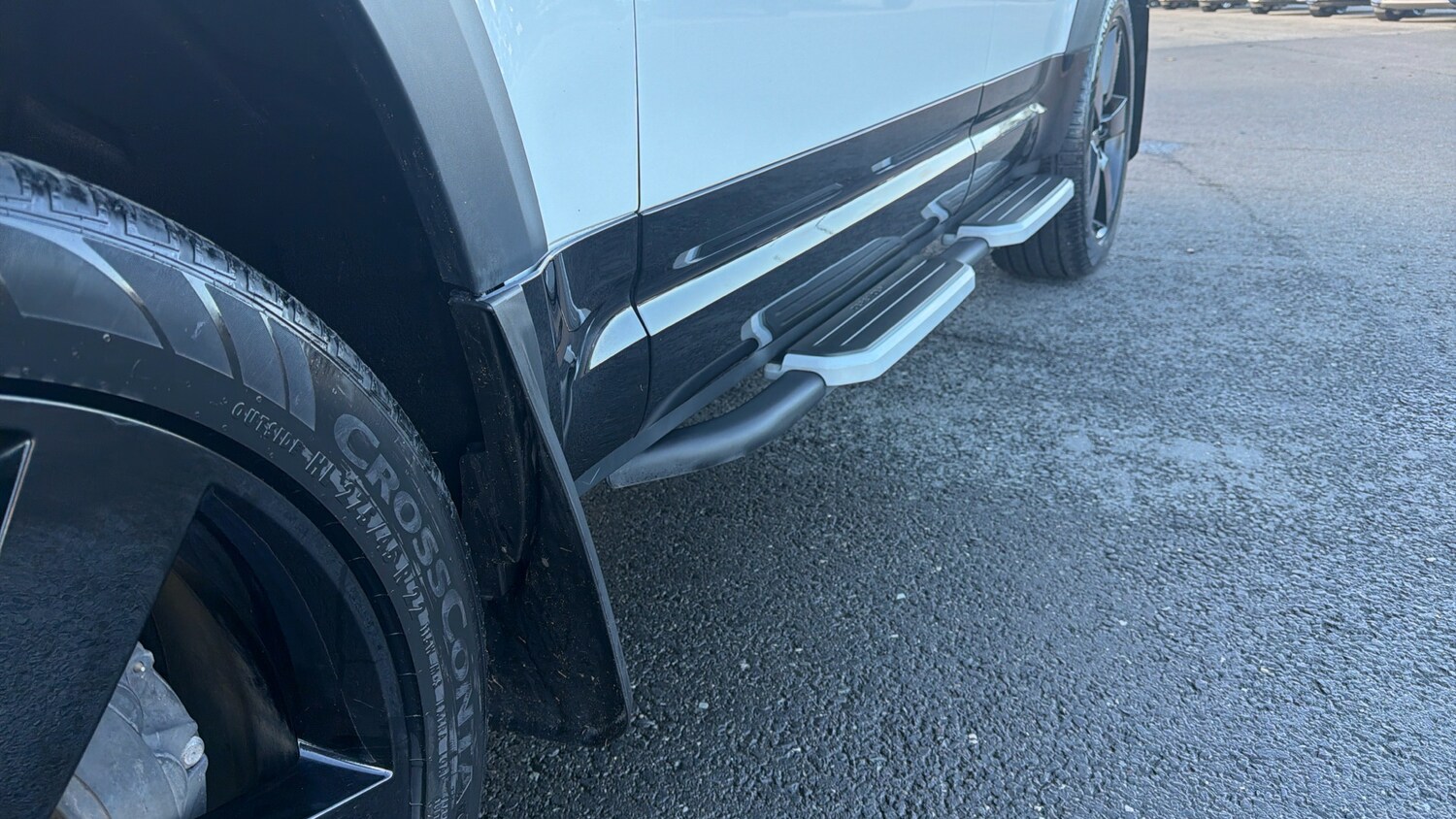 Used Land Rover Defender 2023 for sale - 78028478: Photo 33