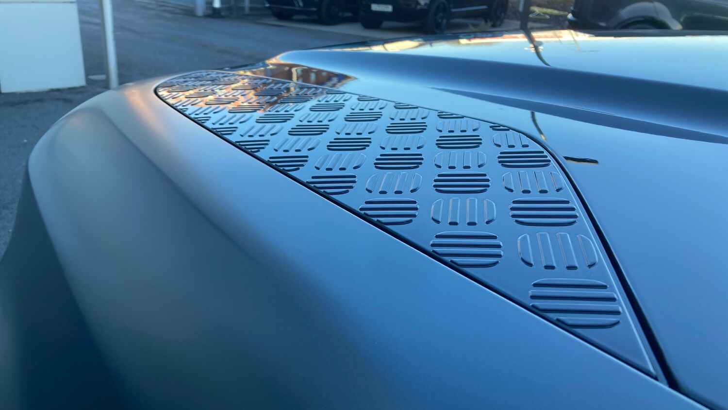 Used Land Rover Defender 2021 for sale - 76653090: Photo 25