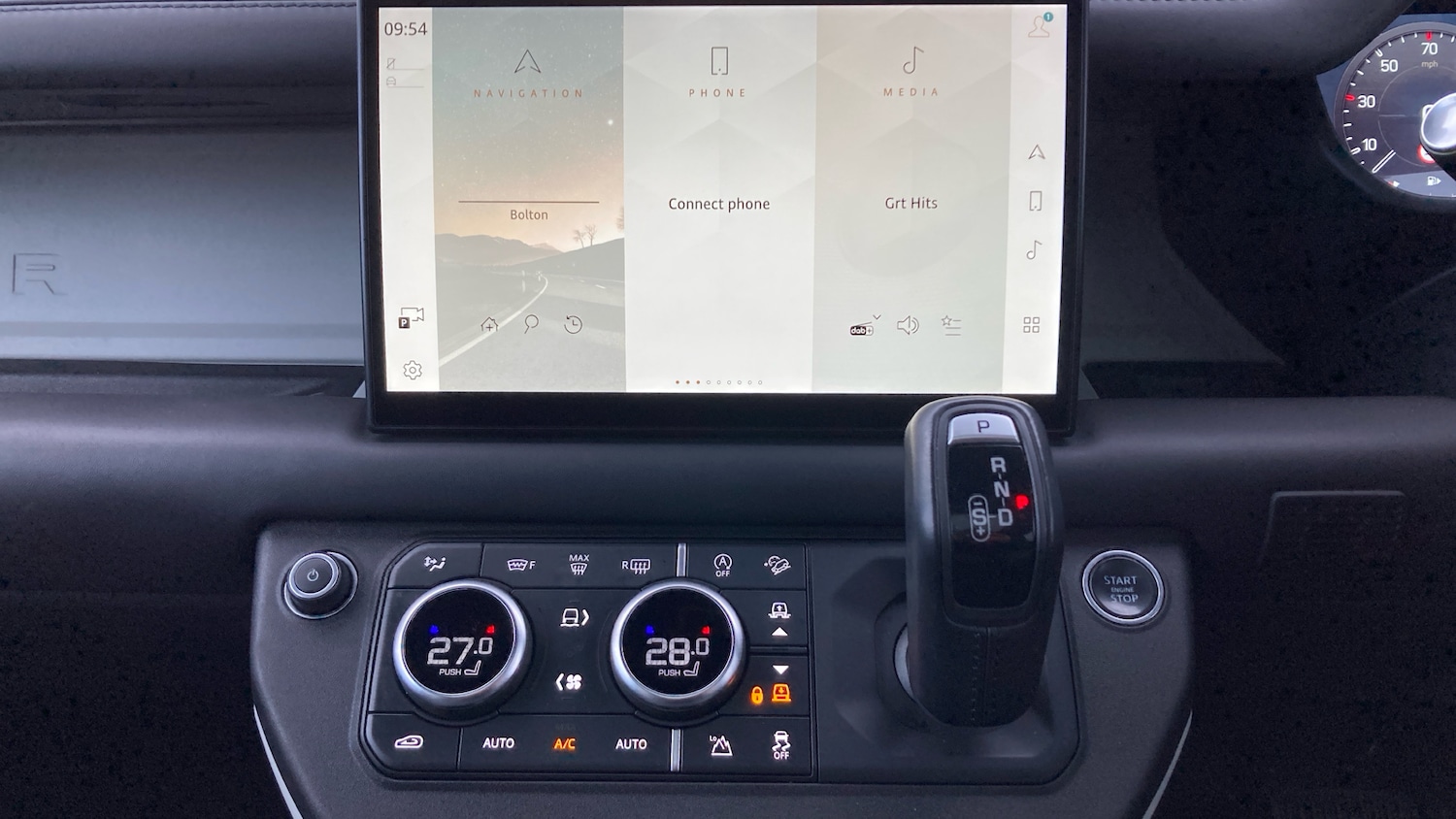 Used Land Rover Defender 2022 for sale - 76796840: Photo 14