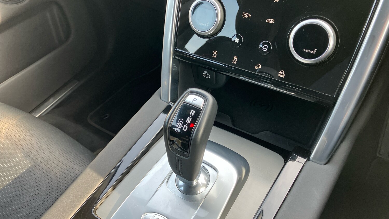 Used Land Rover Discovery Sport 2022 for sale - 78122889: Photo 13