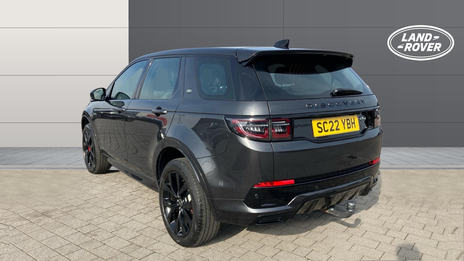 Used Land Rover Discovery Sport 2022 for sale - 78122889: Photo 2