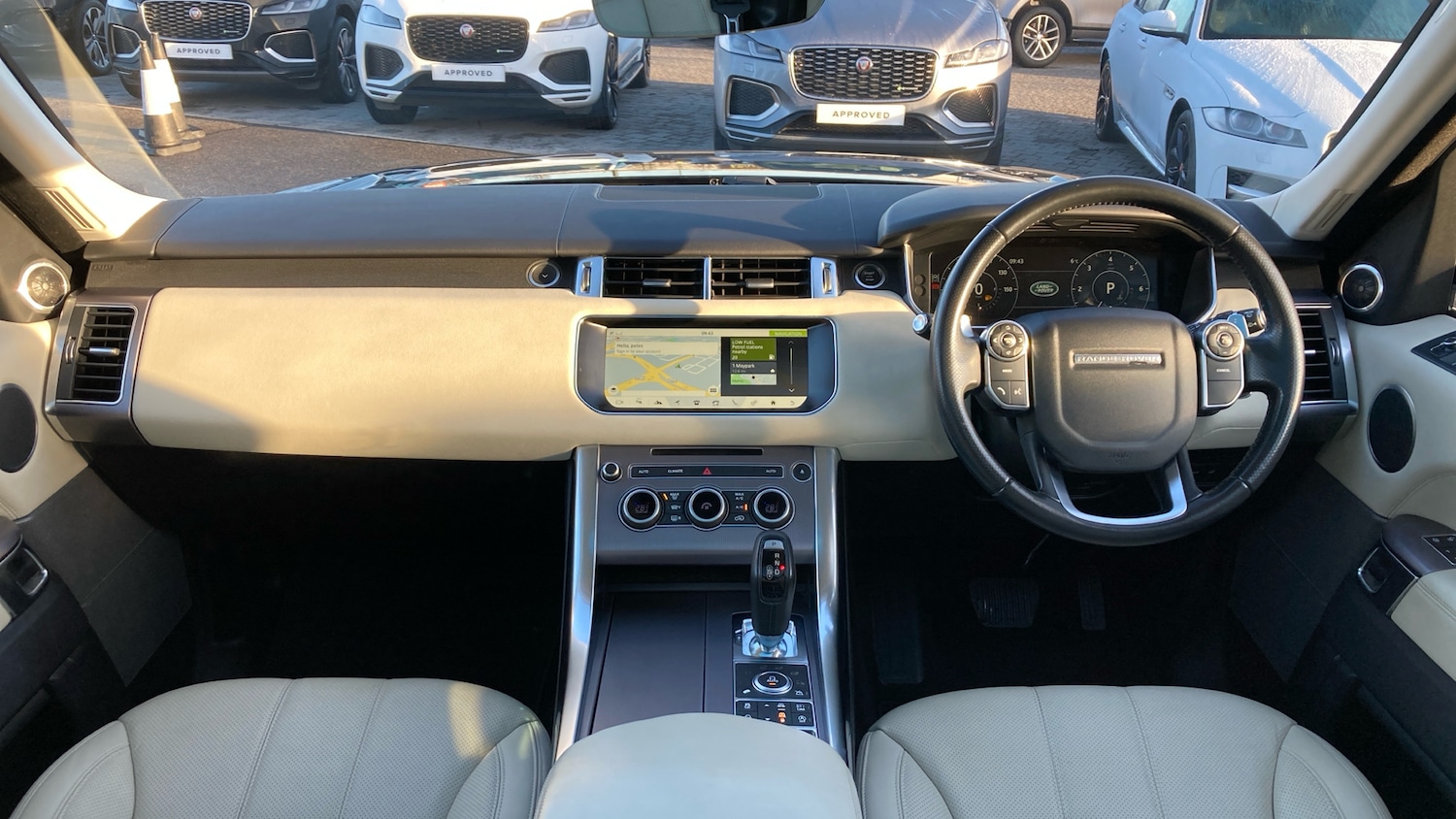 Used Land Rover Range Rover Sport 2017 for sale - 77104004: Photo 9