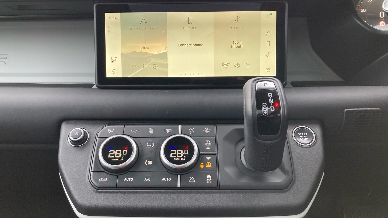 Used Land Rover Defender 2023 for sale - 77893172: Photo 14