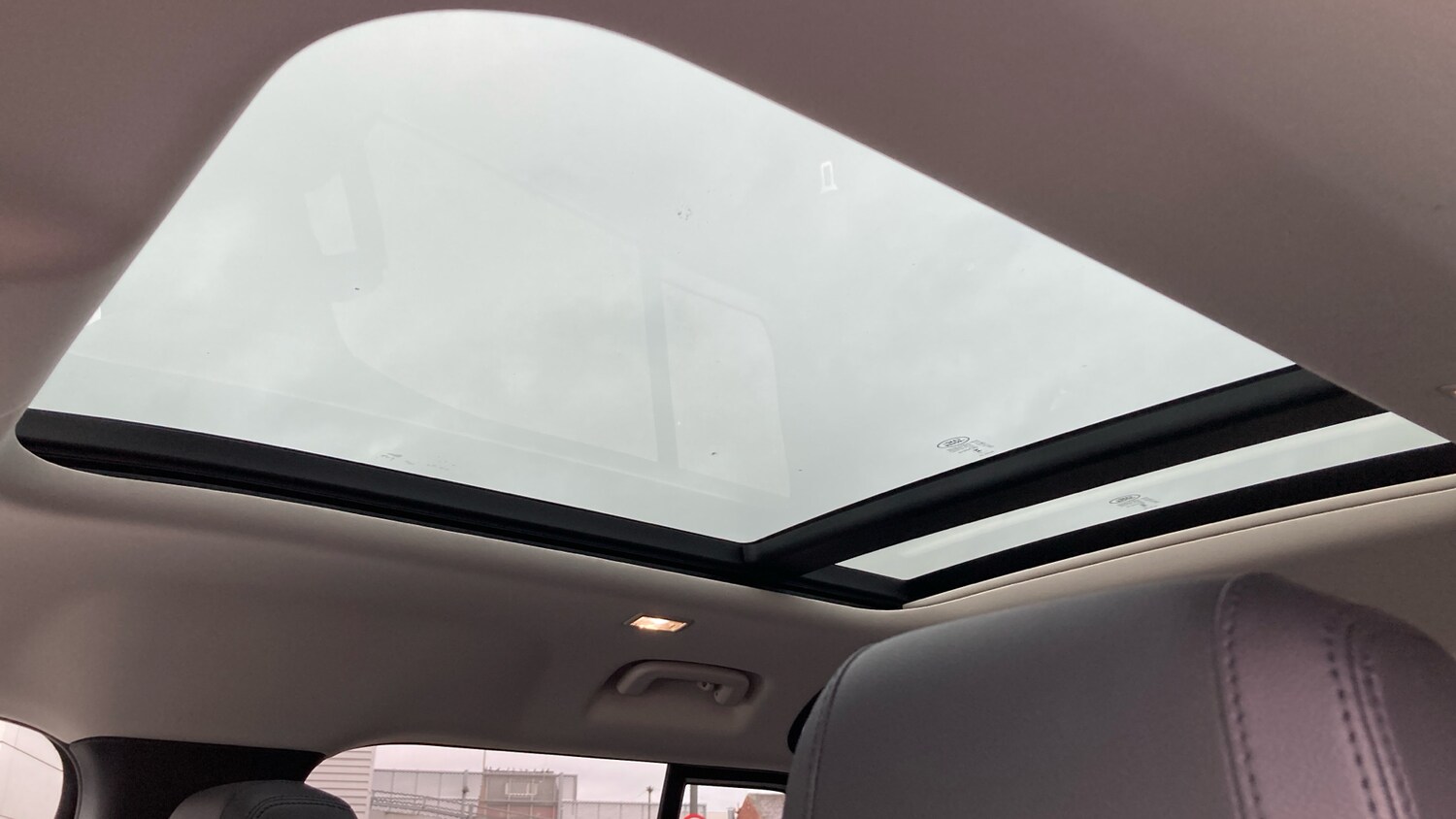 Used Land Rover Defender 2023 for sale - 77893172: Photo 21