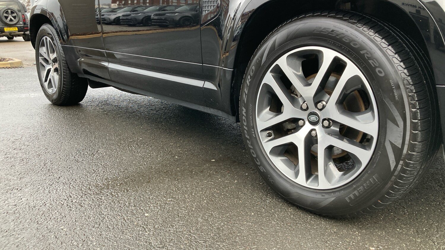 Used Land Rover Defender 2023 for sale - 77893172: Photo 34