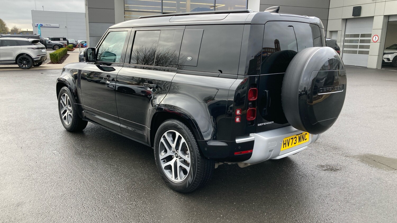 Used Land Rover Defender 2023 for sale - 77893172: Photo 41