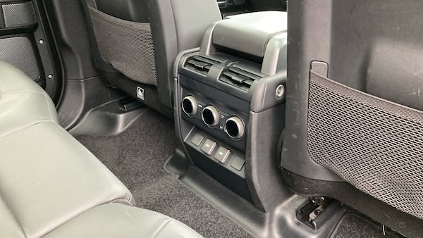Used Land Rover Defender 2023 for sale - 76007471: Photo 18