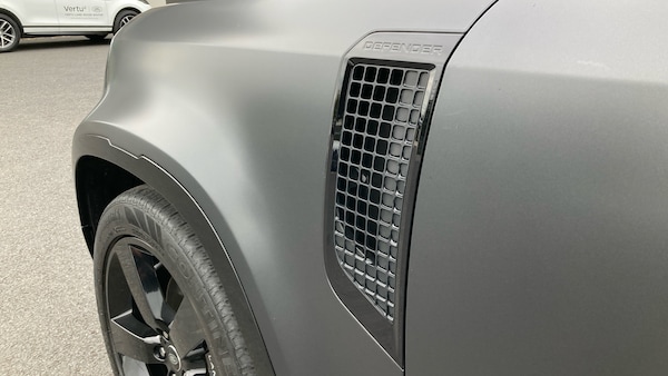 Used Land Rover Defender 2023 for sale - 76007471: Photo 20