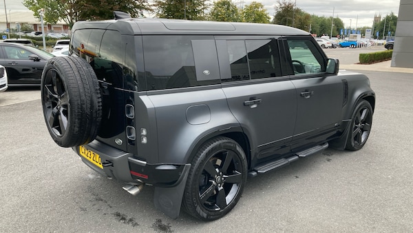 Used Land Rover Defender 2023 for sale - 76007471: Photo 38