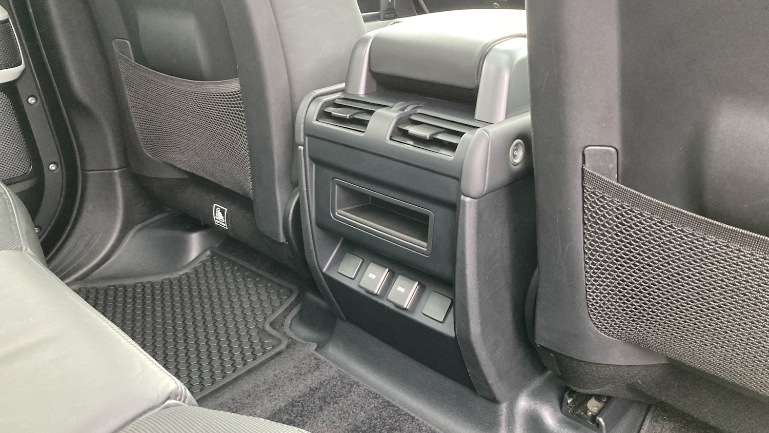 Used Land Rover Defender 2023 for sale - 77128101: Photo 18