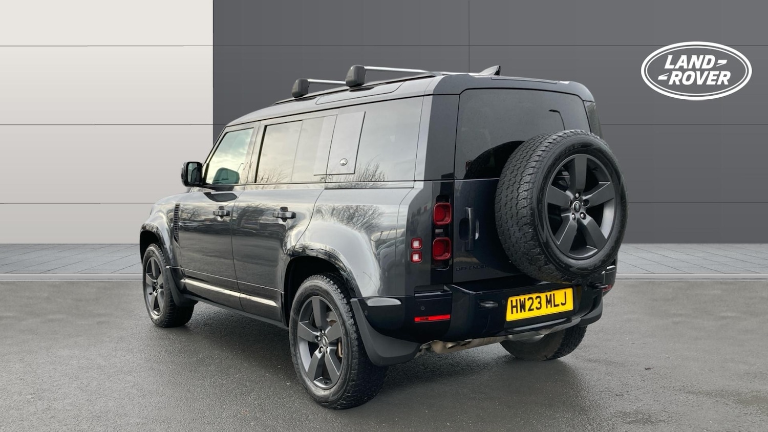 Used Land Rover Defender 2023 for sale - 77128101: Photo 2