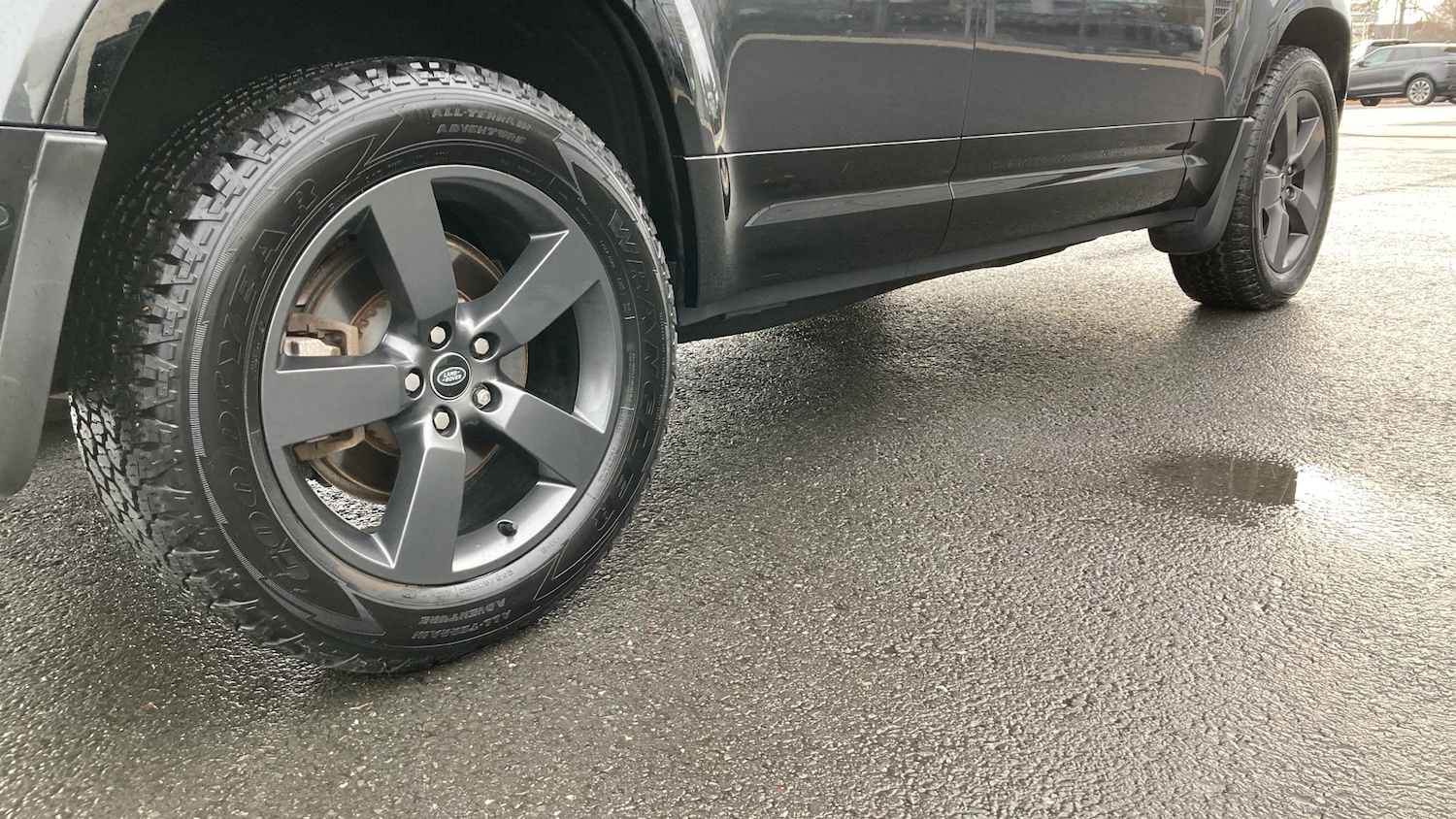 Used Land Rover Defender 2023 for sale - 77128101: Photo 36