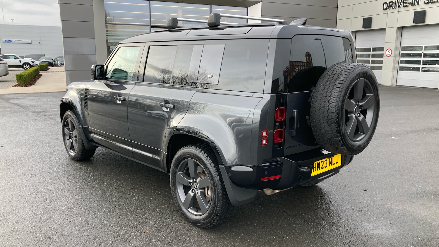 Used Land Rover Defender 2023 for sale - 77128101: Photo 41