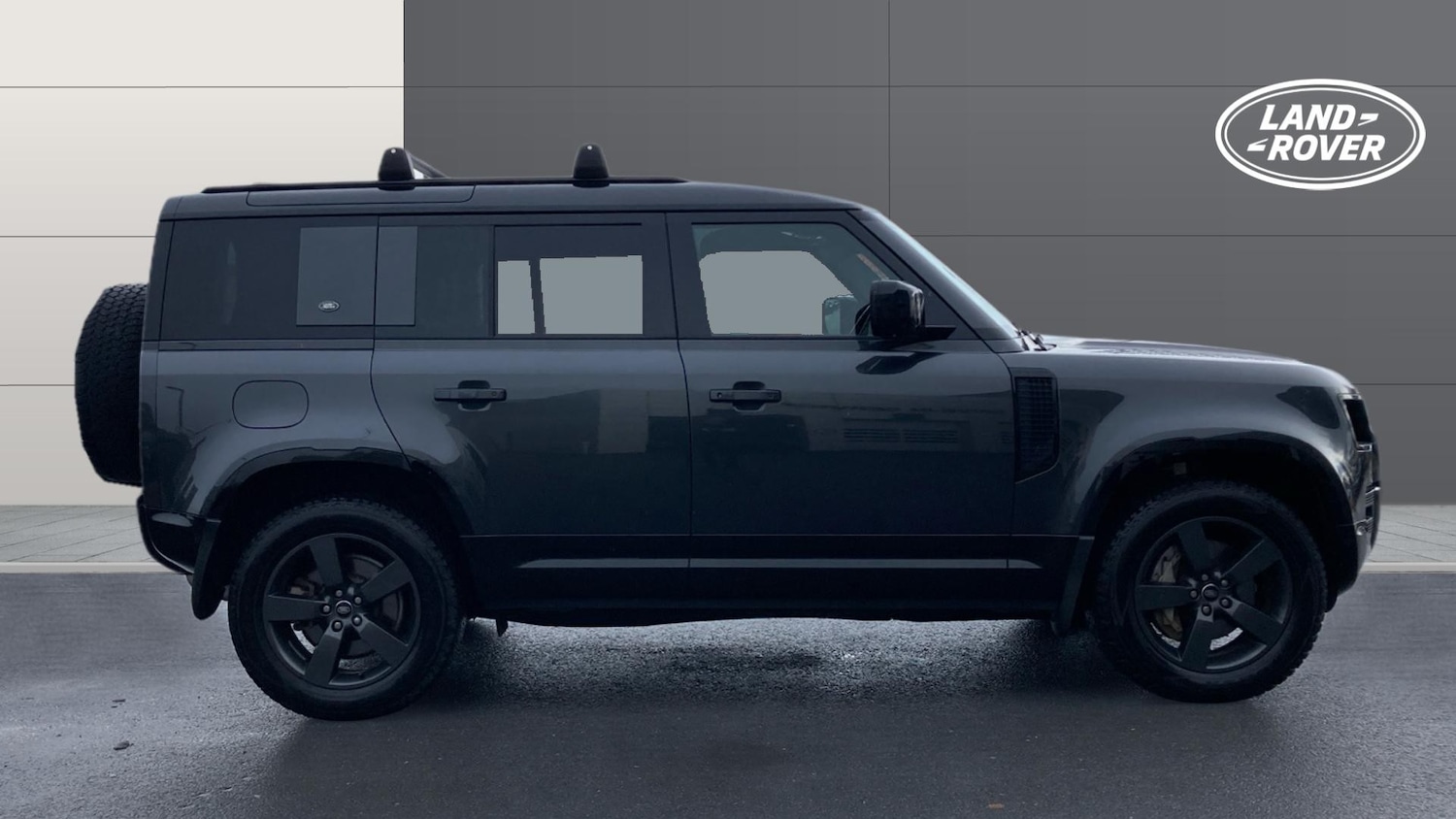 Used Land Rover Defender 2023 for sale - 77128101: Photo 5