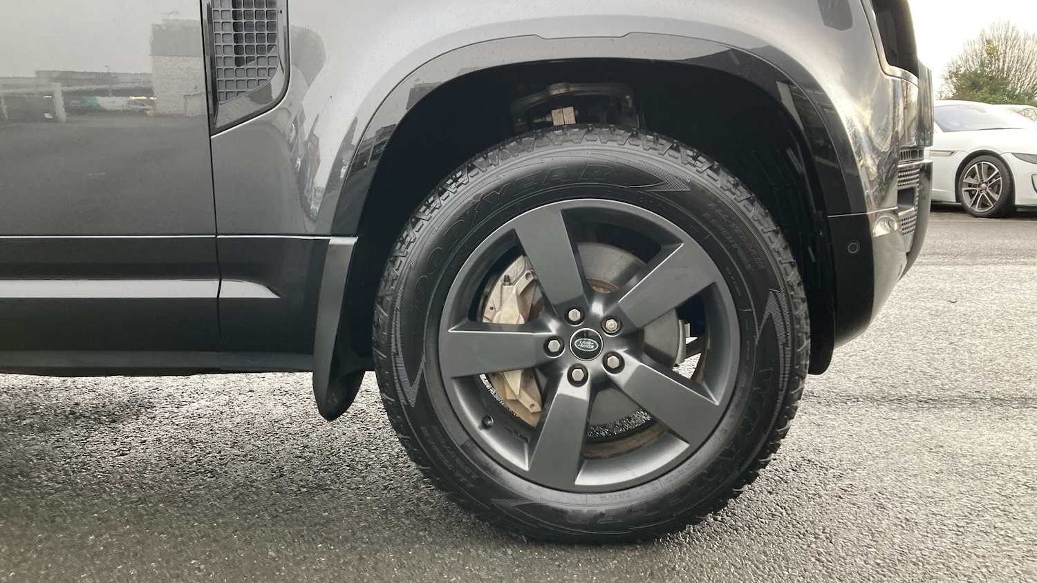 Used Land Rover Defender 2023 for sale - 77128101: Photo 8