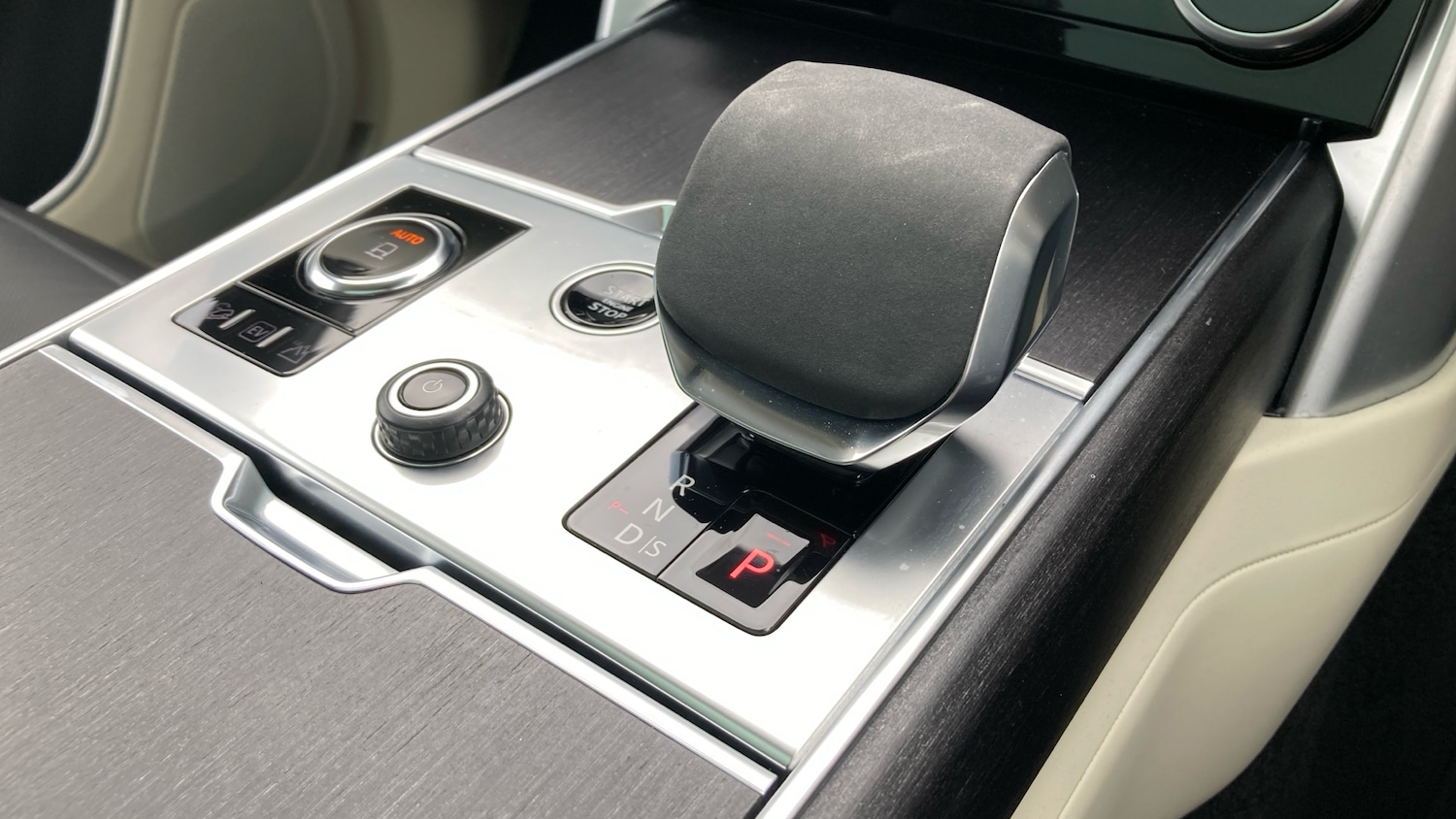 Used Land Rover Range Rover 2023 for sale - 76255211: Photo 13