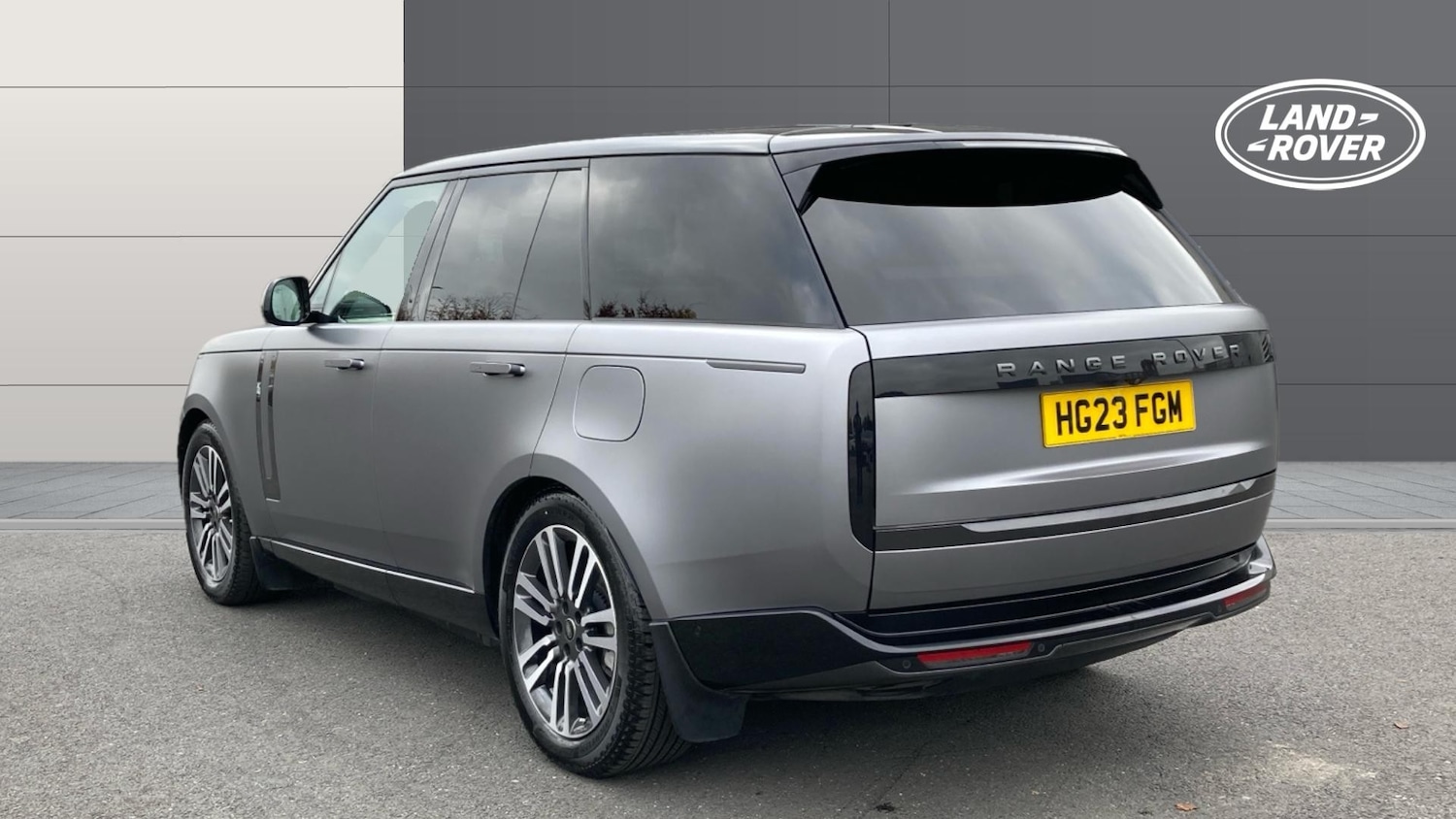 Used Land Rover Range Rover 2023 for sale - 76255211: Photo 2