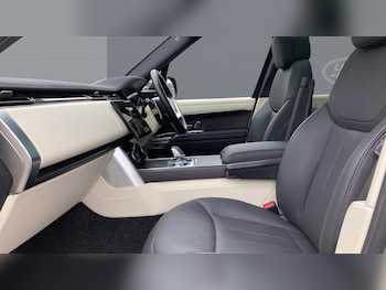 Used Land Rover Range Rover 2023 for sale - 76255211: Photo