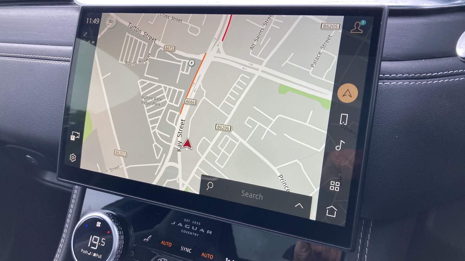 Used Jaguar F-Pace 2023 for sale - 76542791: Photo 11