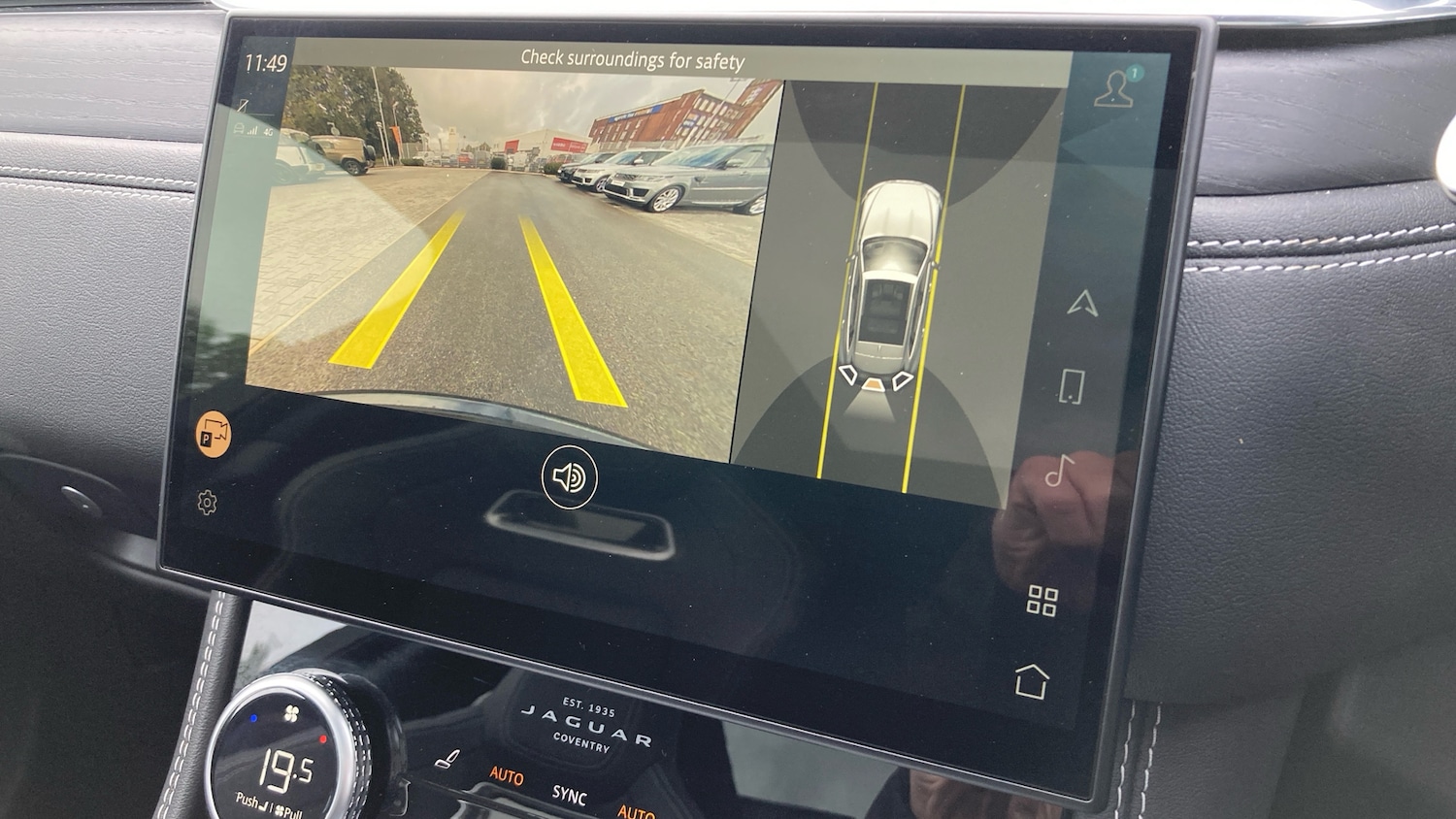 Used Jaguar F-Pace 2023 for sale - 76542791: Photo 12