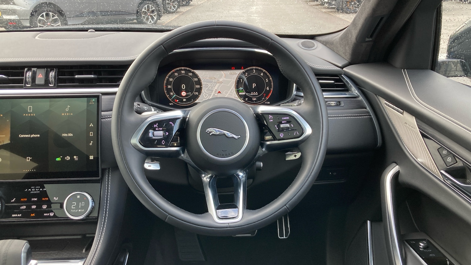 Used Jaguar F-Pace 2023 for sale - 76542791: Photo 15