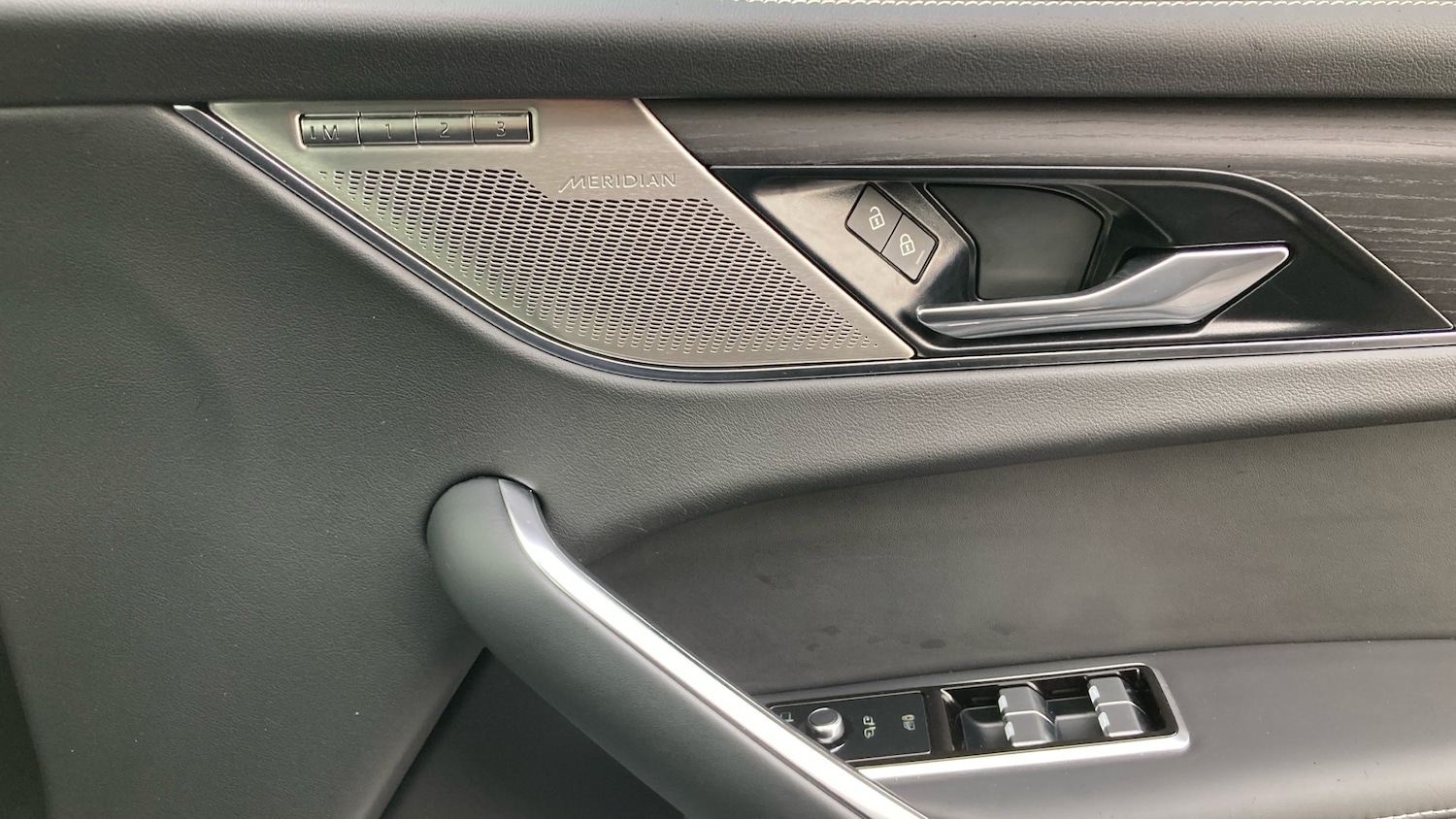 Used Jaguar F-Pace 2023 for sale - 76542791: Photo 45