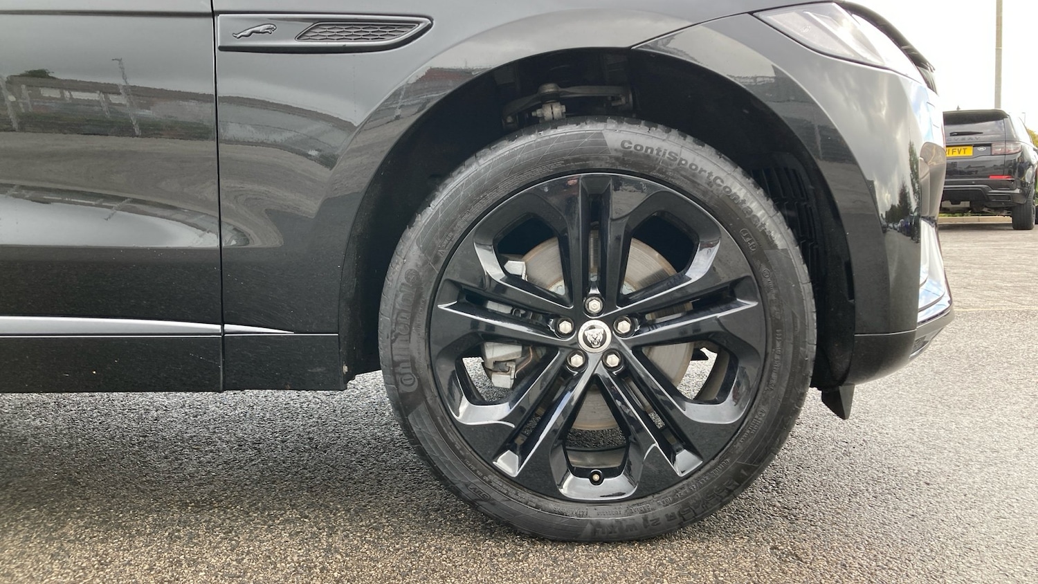 Used Jaguar F-Pace 2023 for sale - 76542791: Photo 8