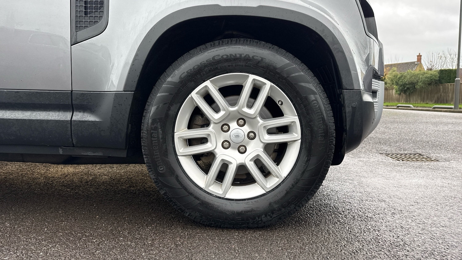 Used Land Rover Defender 2020 for sale - 77733048: Photo 8