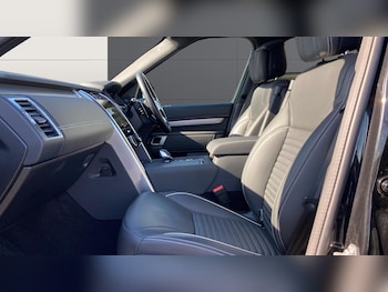 Used Land Rover Discovery 2024 for sale - 75894333: Photo