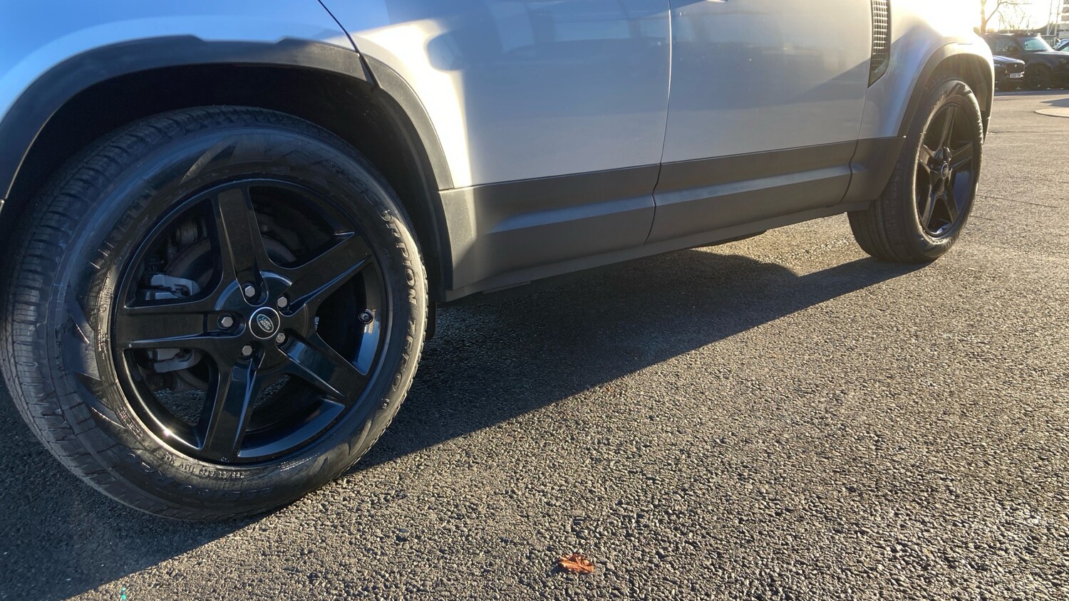 Used Land Rover Defender 2020 for sale - 76653091: Photo 36