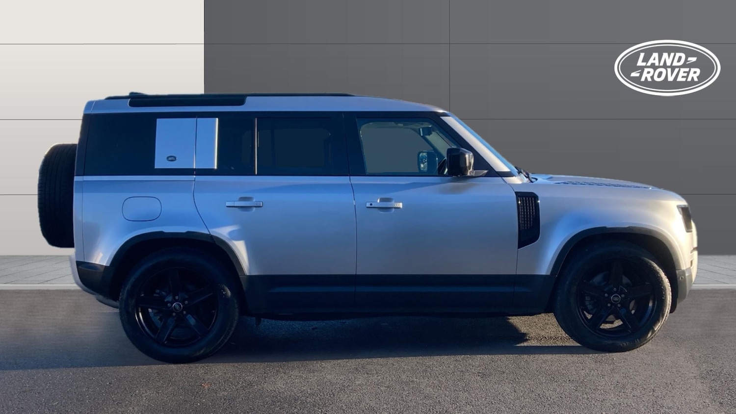 Used Land Rover Defender 2020 for sale - 76653091: Photo 5