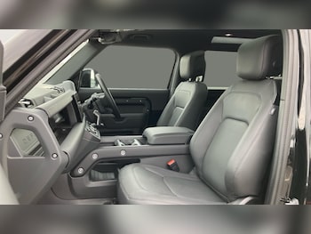 Used Land Rover Defender 2025 for sale - 78510447: Photo
