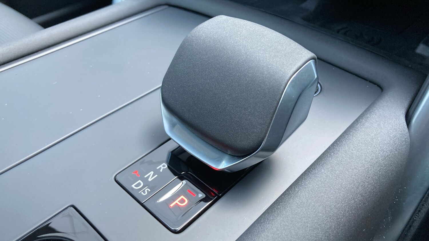 Used Land Rover Discovery 2025 for sale - 76209216: Photo 13