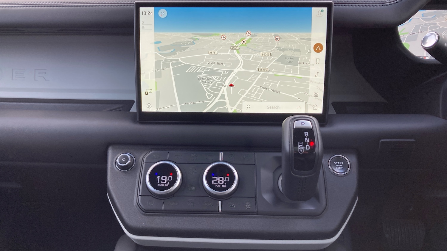 Used Land Rover Defender 2023 for sale - 76796847: Photo 14