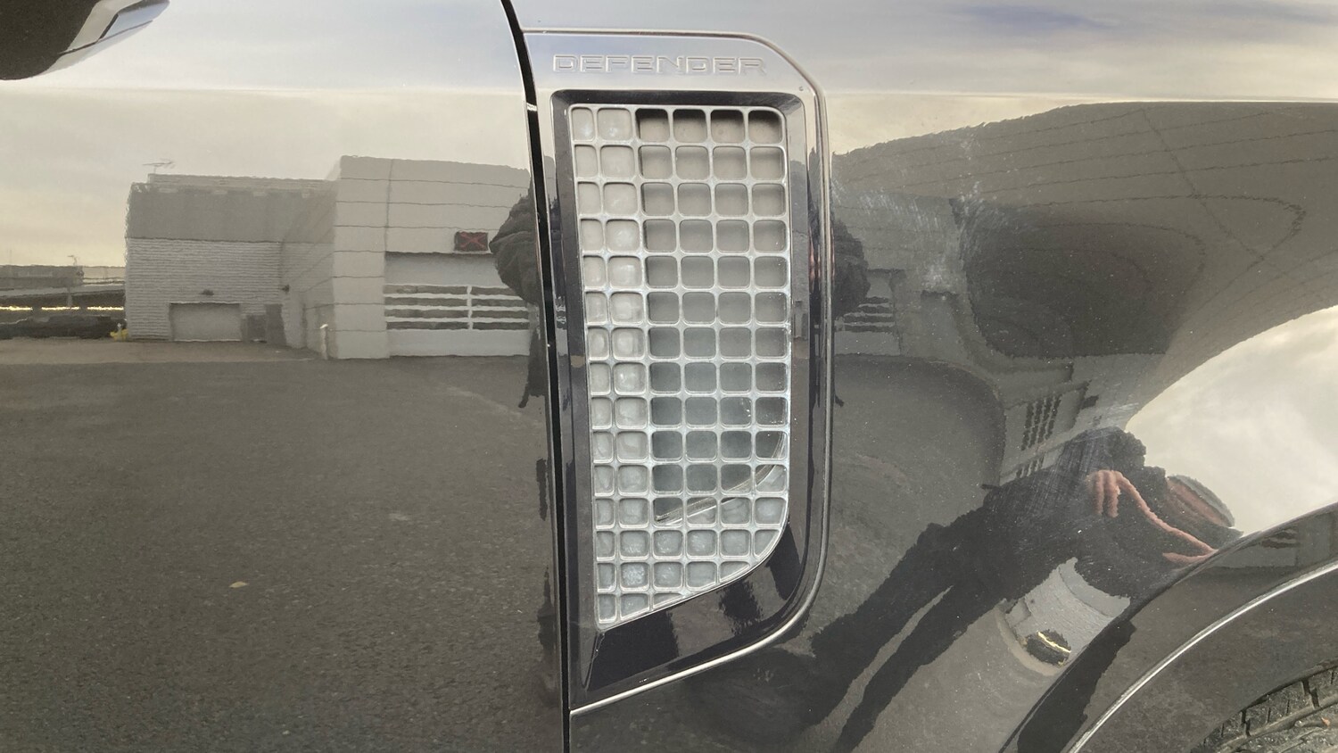 Used Land Rover Defender 2023 for sale - 76796847: Photo 22