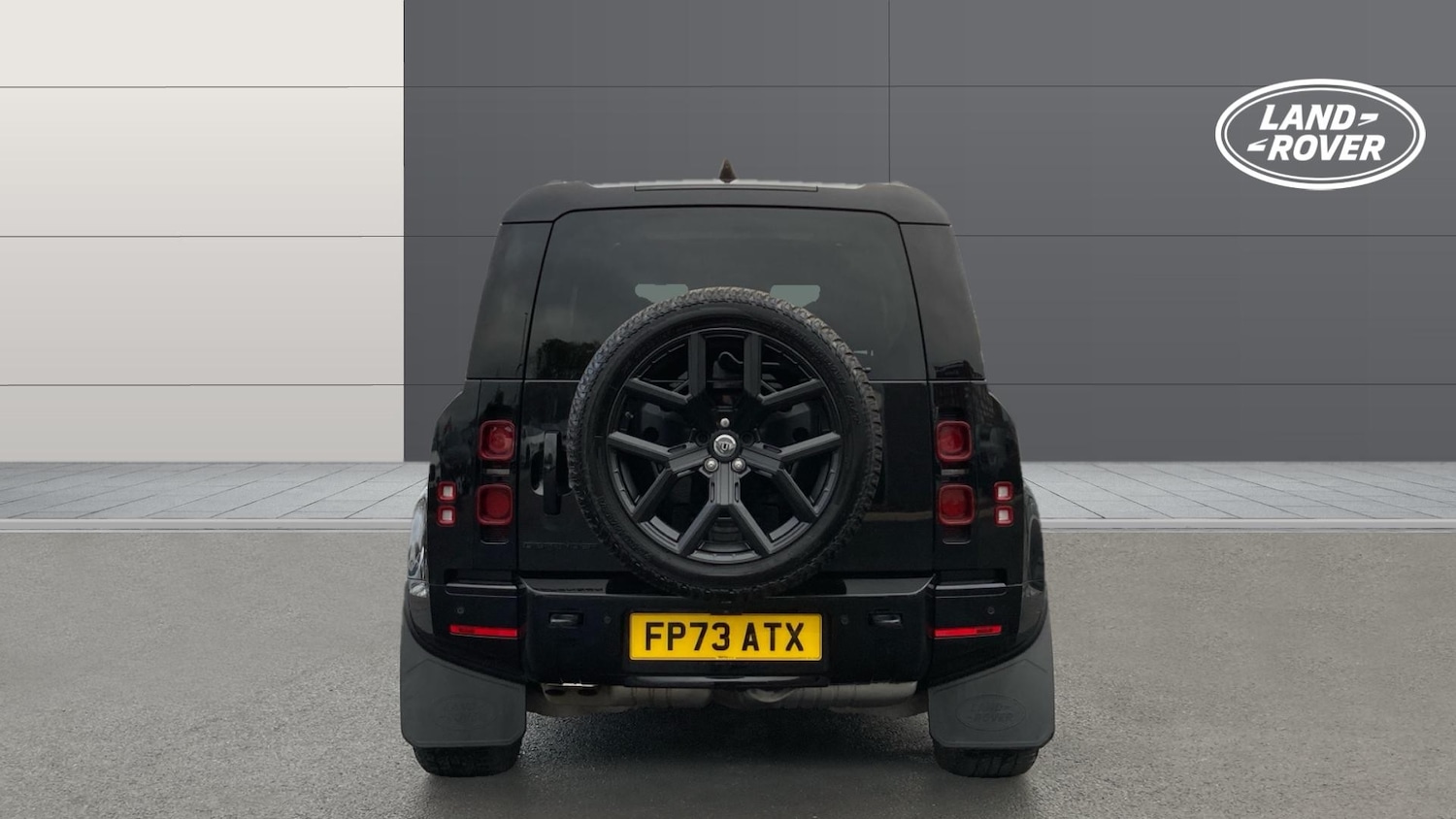 Used Land Rover Defender 2023 for sale - 76796847: Photo 6