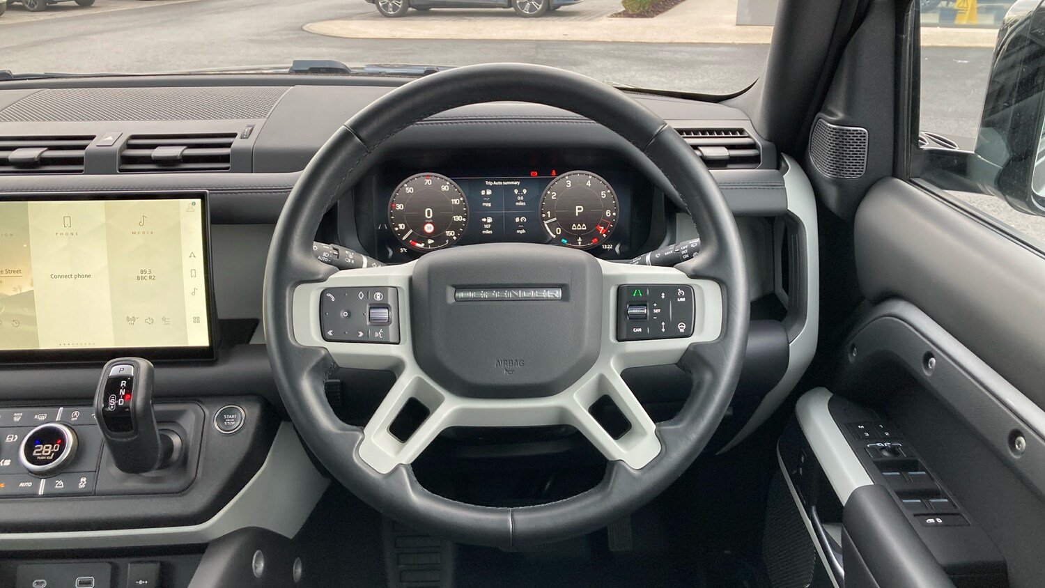 Used Land Rover Defender 2023 for sale - 77186778: Photo 15