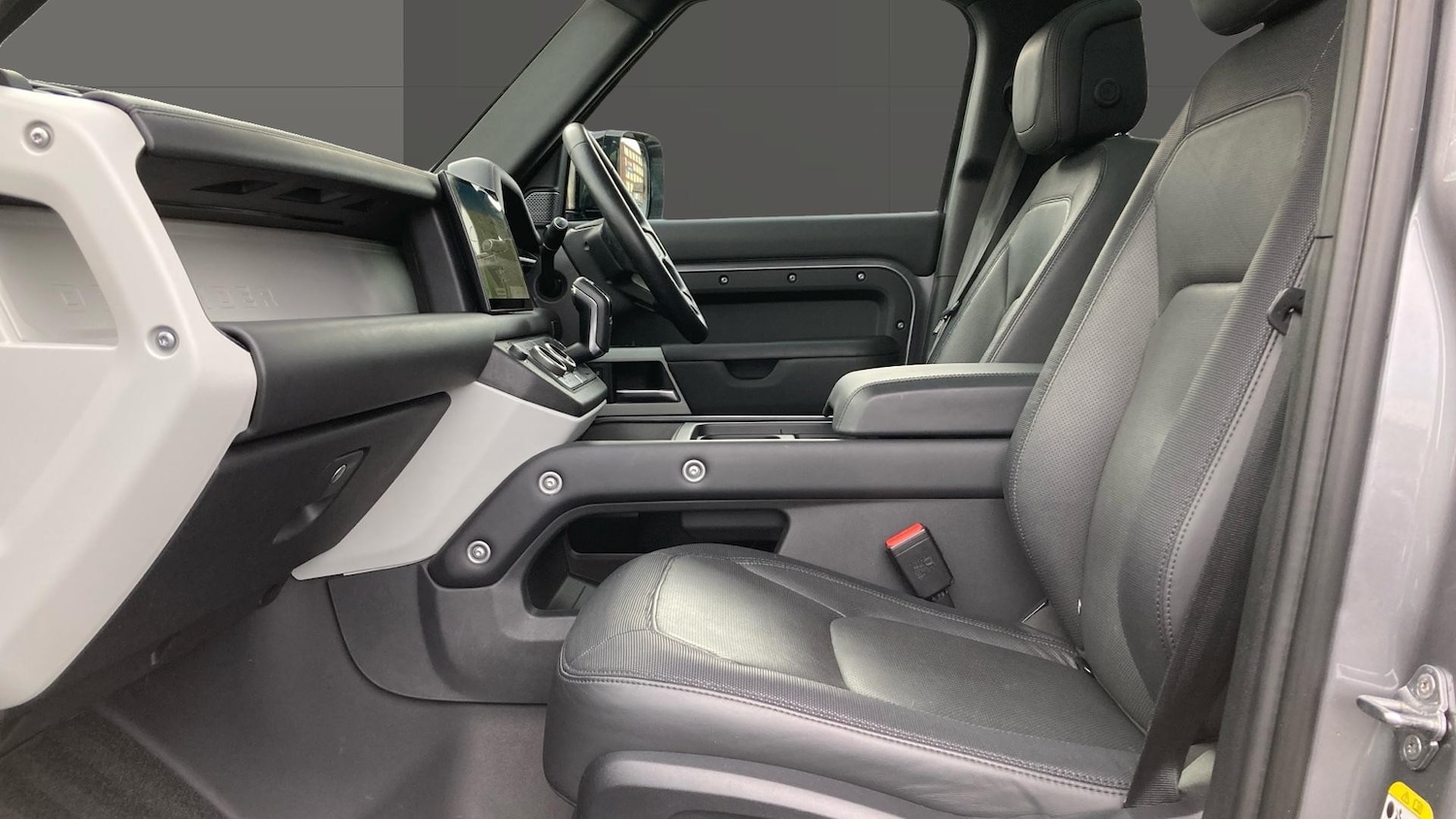 Used Land Rover Defender 2023 for sale - 77186778: Photo 3