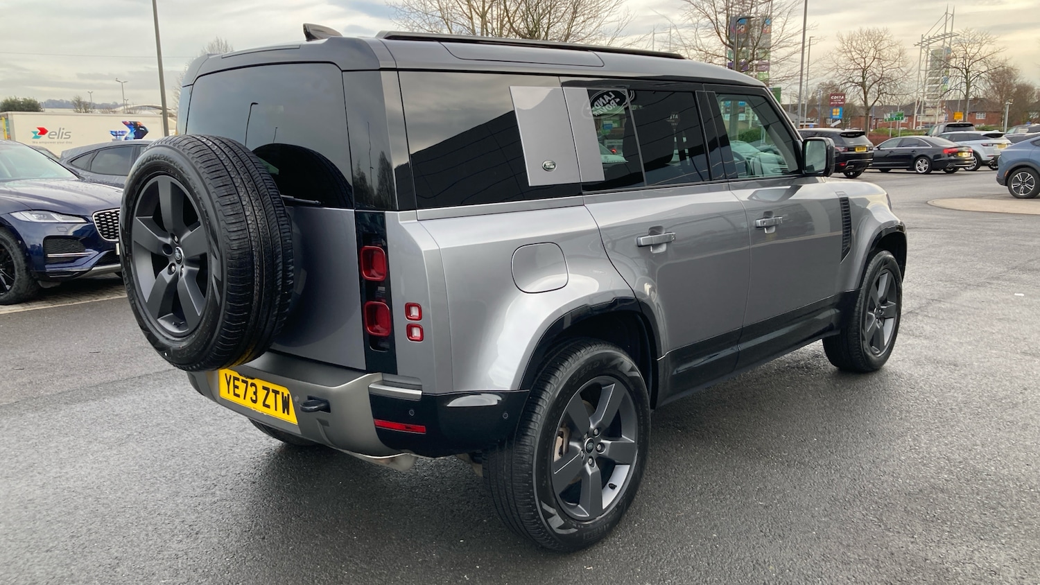 Used Land Rover Defender 2023 for sale - 77186778: Photo 38