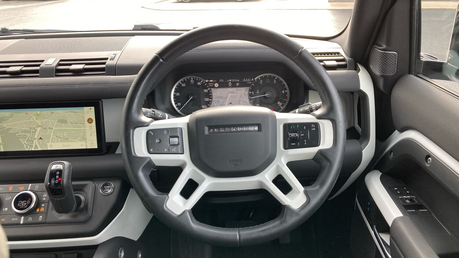 Used Land Rover Defender 2023 for sale - 76366838: Photo 15