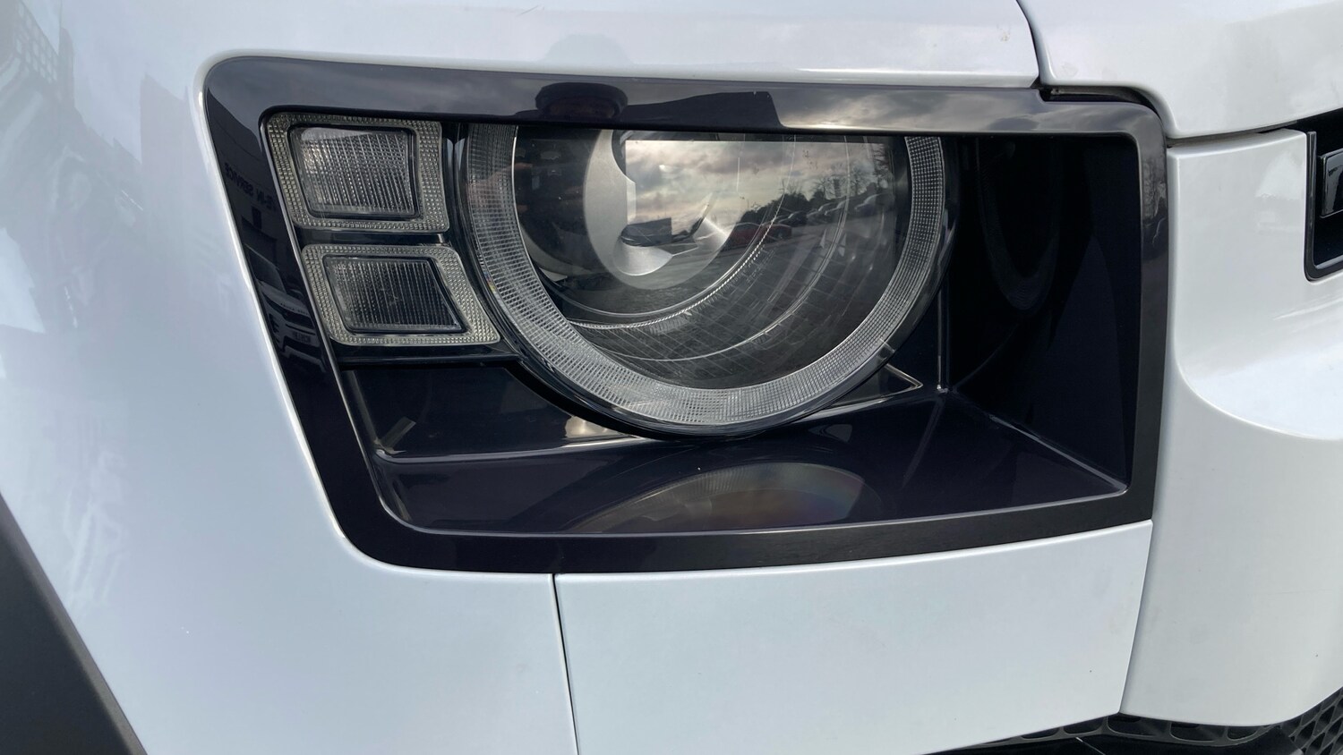 Used Land Rover Defender 2023 for sale - 76366838: Photo 17