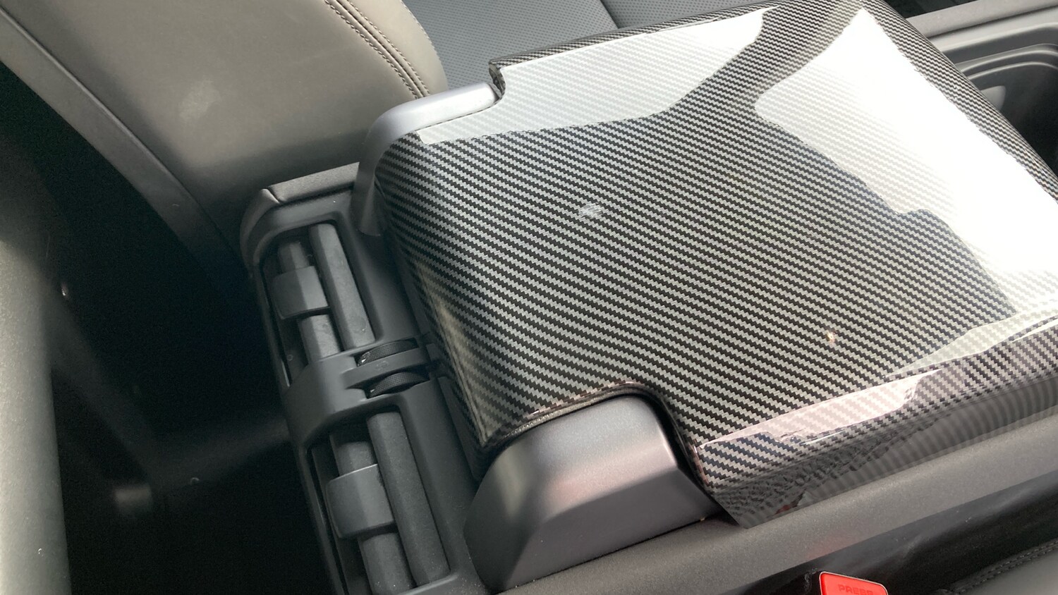 Used Land Rover Defender 2023 for sale - 76366838: Photo 18