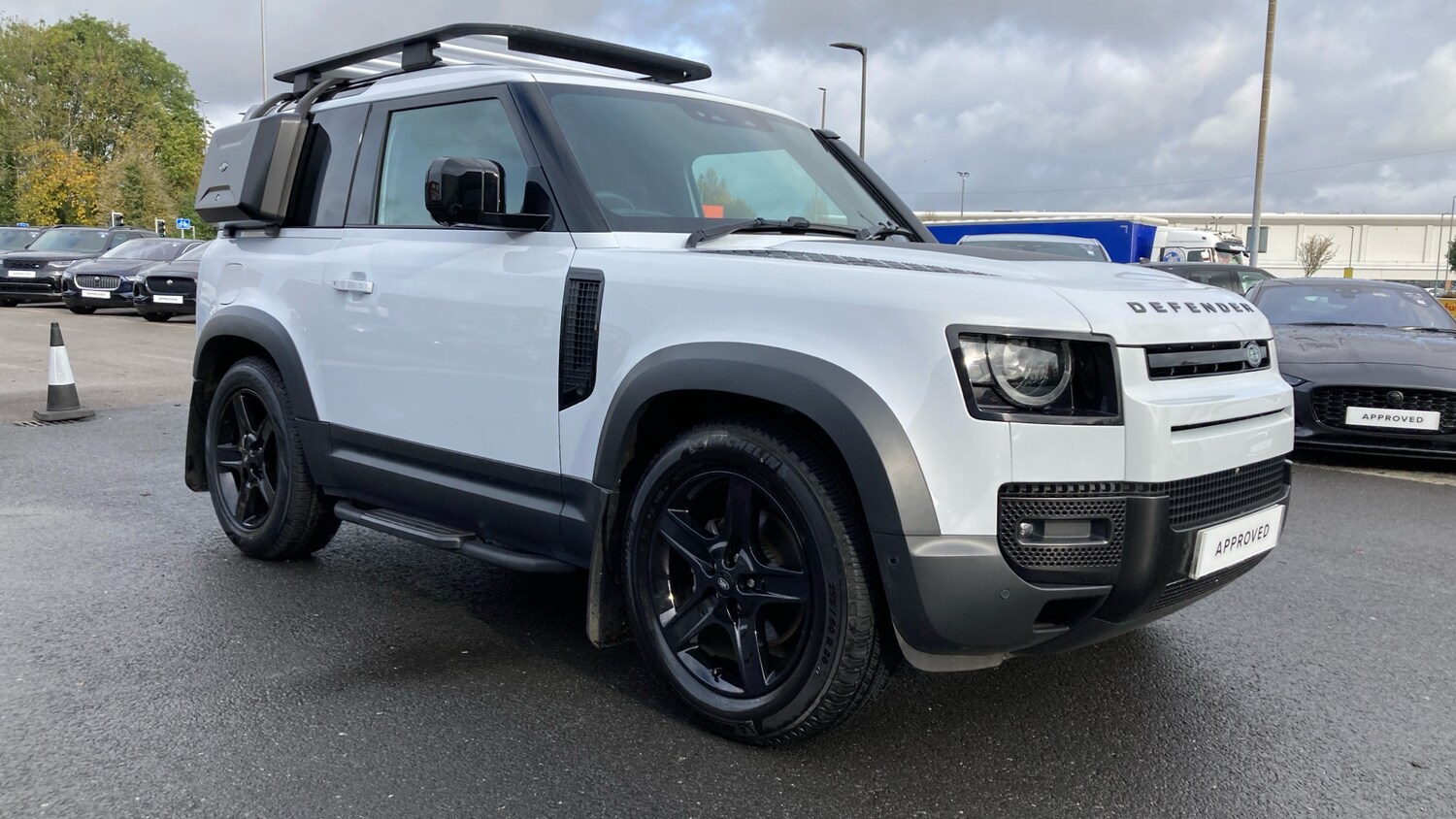 Used Land Rover Defender 2023 for sale - 76366838: Photo 32