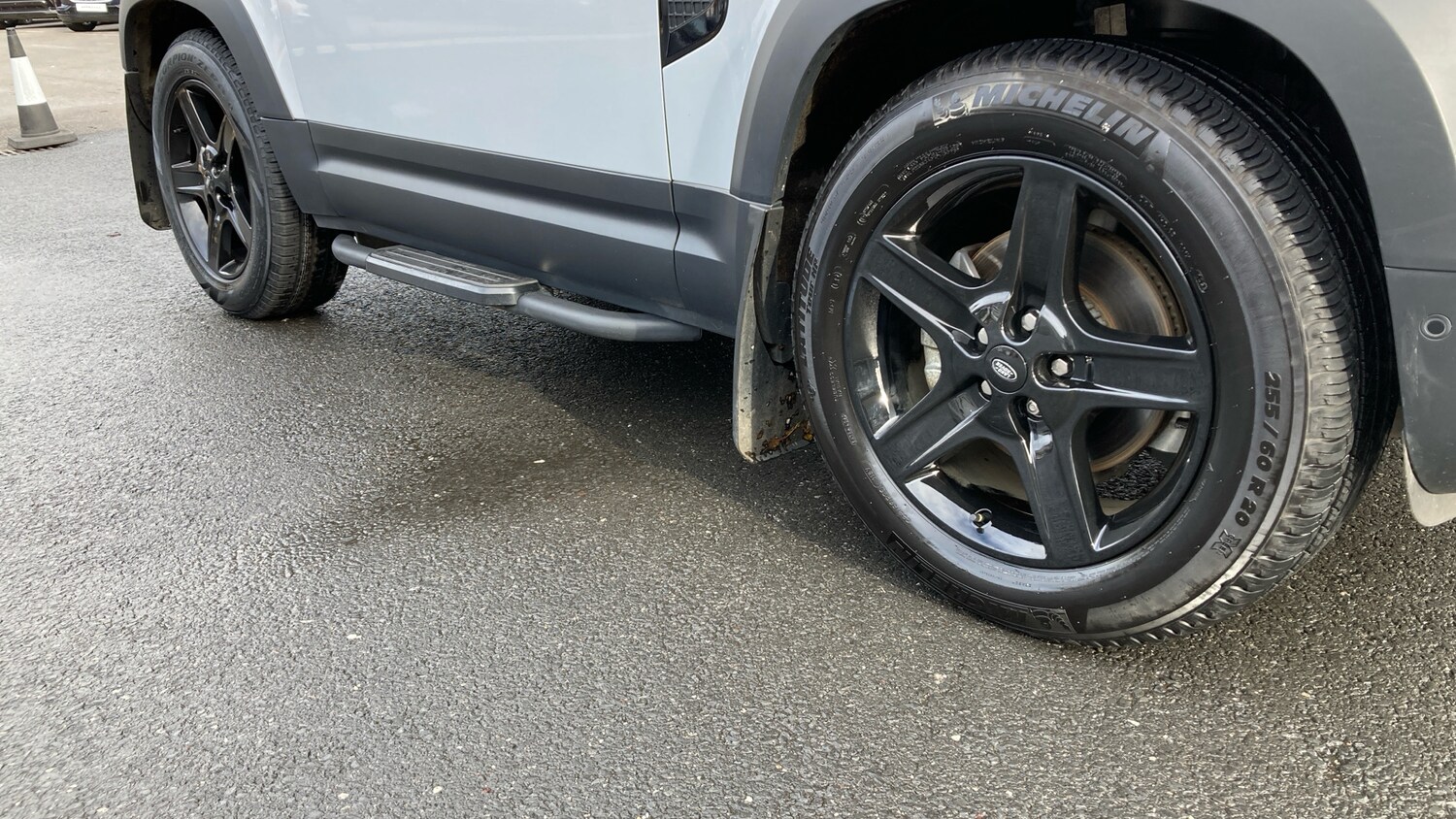 Used Land Rover Defender 2023 for sale - 76366838: Photo 34