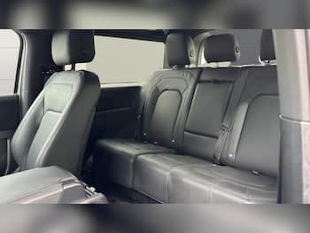 Used Land Rover Defender 2025 for sale - 79733130: Photo