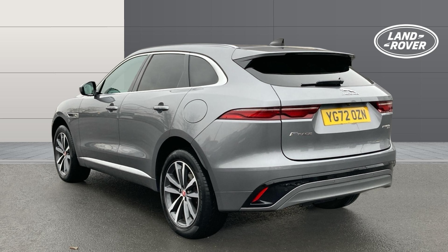 Used Jaguar F-Pace 2023 for sale - 77406815: Photo 2