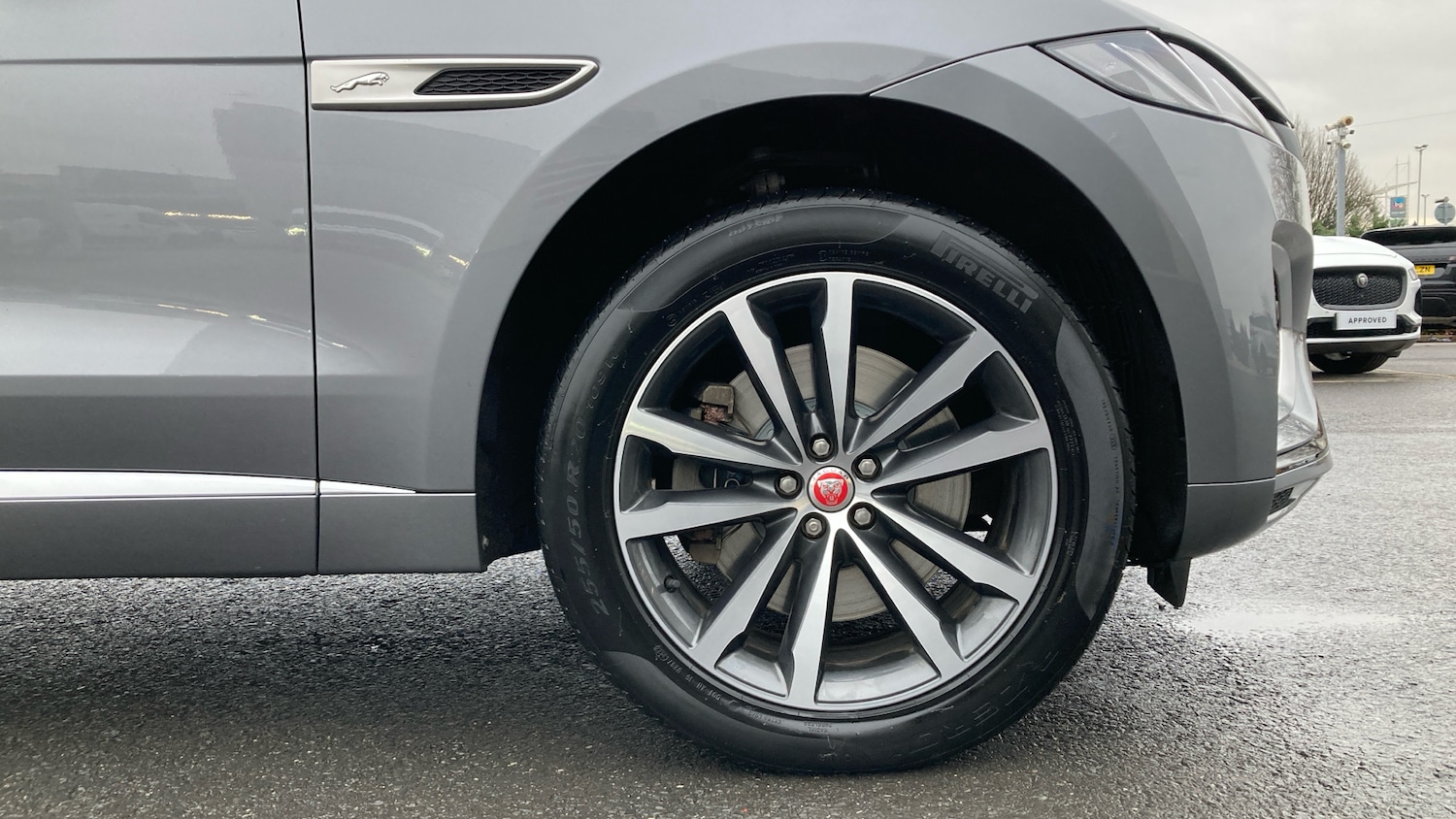 Used Jaguar F-Pace 2023 for sale - 77406815: Photo 8